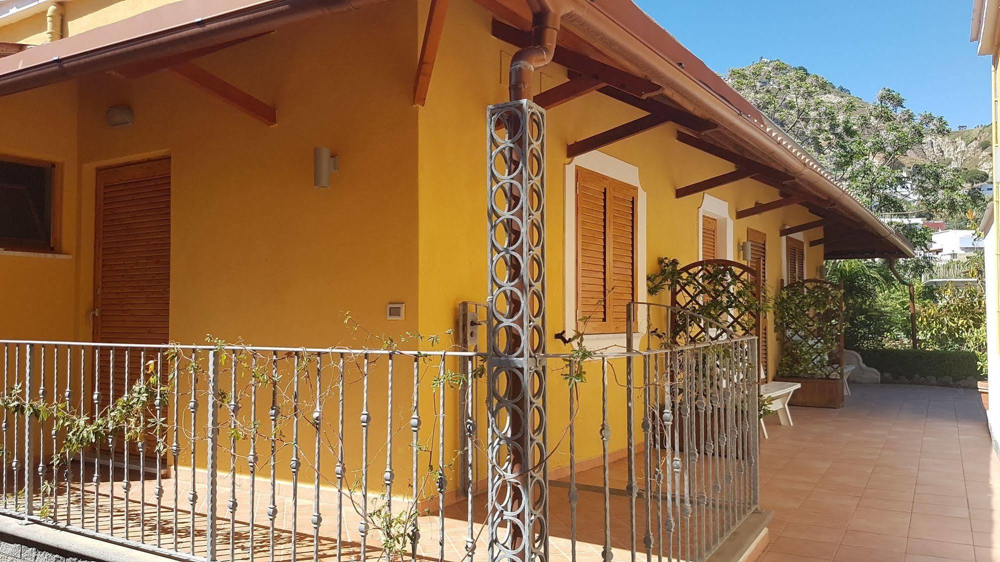 Hotel Villa Sirena Sant'Angelo  Kültér fotó