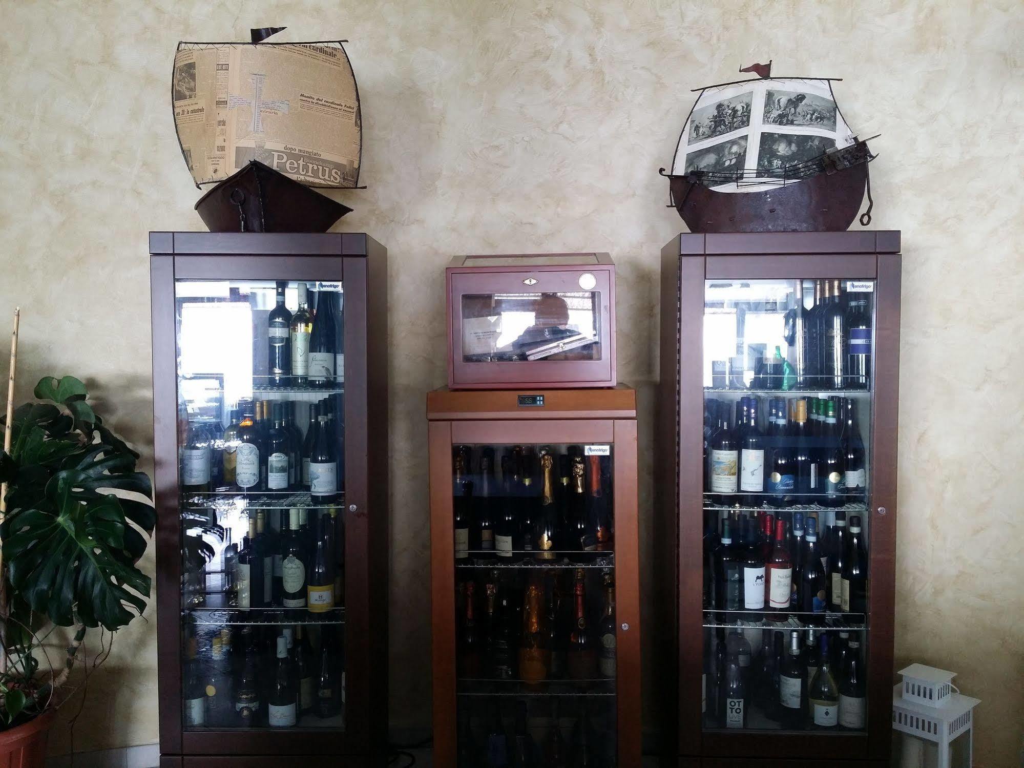 Hotel Villa Sirena Sant'Angelo  Kültér fotó