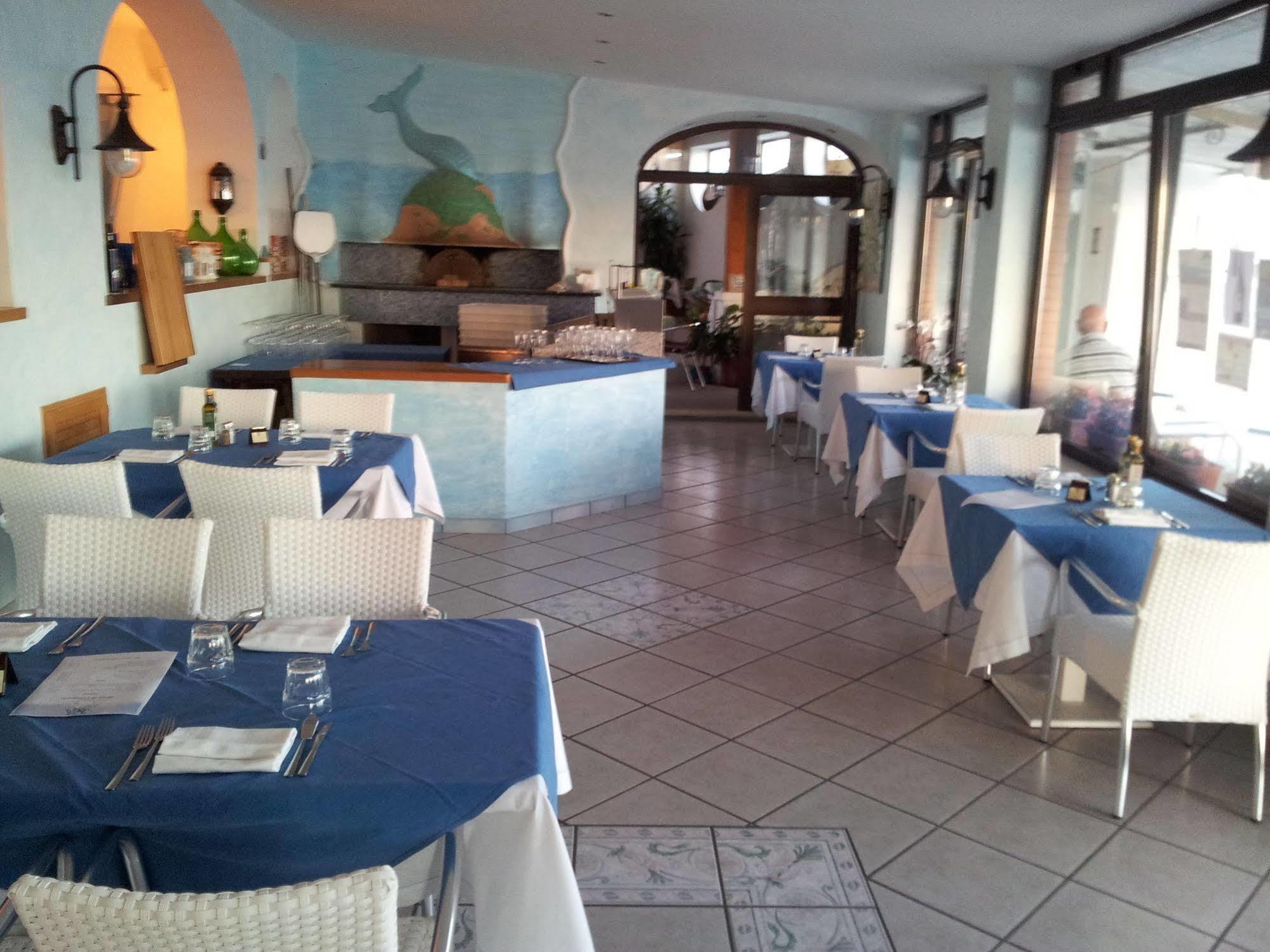 Hotel Villa Sirena Sant'Angelo  Kültér fotó